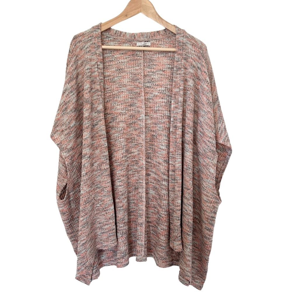 Maurices short sleeve open front top oversized Size L/XL